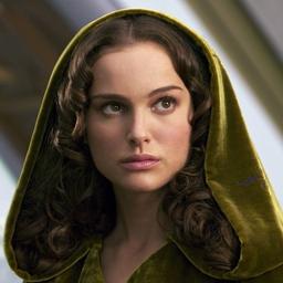 Reina Amidala (Latino)