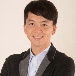 沈穩的電台人員