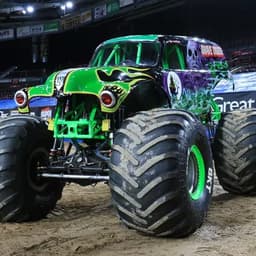 grave digger (monster jam)