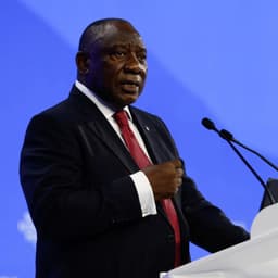 Юар презедент