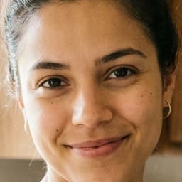 Video IA - salada no pote 