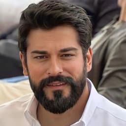 Burak Özçivit 