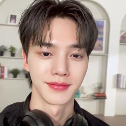 Song Kang 