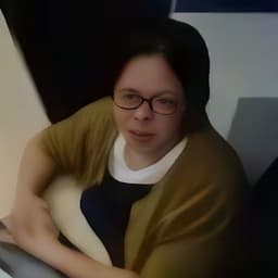 B BG-楊小華經理