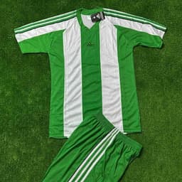 تعليق اليتيمة