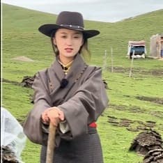 大草原藏女原声