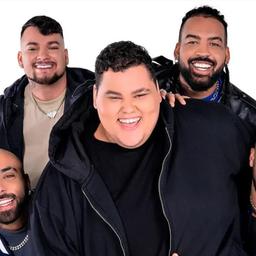 grupo menos e mais
