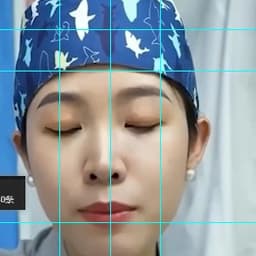 女-医生-蓝帽子