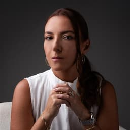 Nayra Del Duca -  Clone voz 02 