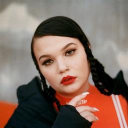 Lola Young 