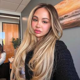 Mia