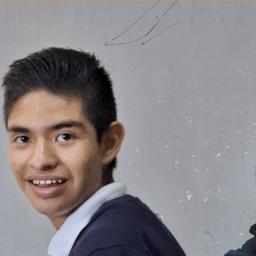 Momazos Kevin Yael 2.0