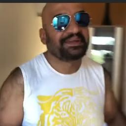 مصطفى الحجي