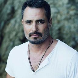 Victor Webster 