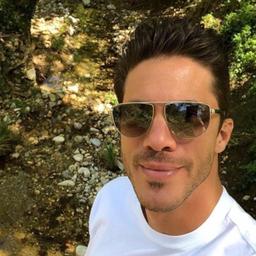 Nikos 
