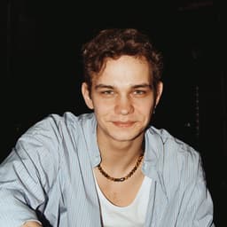 Петя Карасев