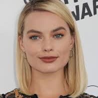 Margot robbie 