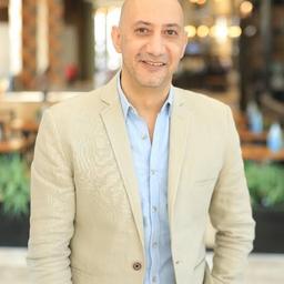 ايمن الكاشف
