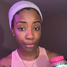 （王）脚指黑女