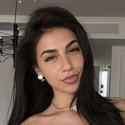 لينا القاق