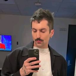 Mitch Grassi 