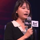 女生演讲