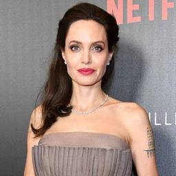 جنيفر لوبيز