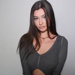 Erika Isac 