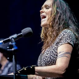 BETH HART