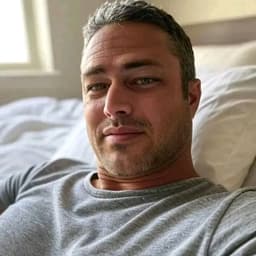 Taylor Kinney 