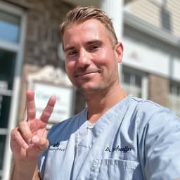 Dr Schaeffer Bradley